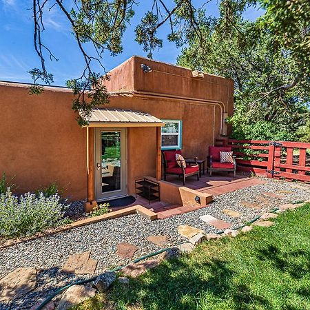Bed and Breakfast Pet Friendly Pinon Heaven Canada de los Alamos Exterior foto