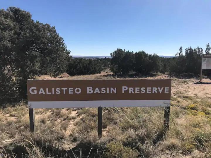 Bed and Breakfast Pet Friendly Pinon Heaven Canada de los Alamos Exterior foto